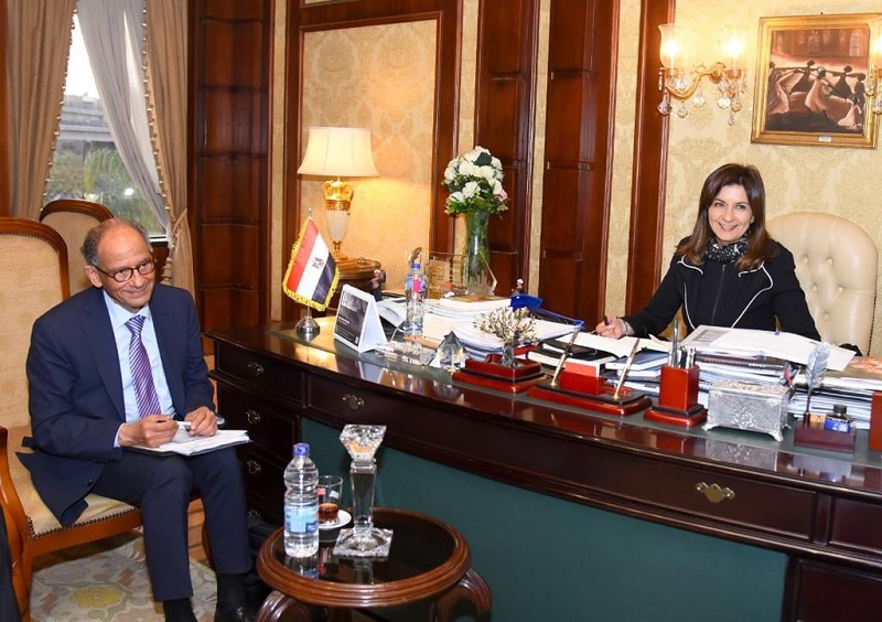بالصور .. وزيرة الهجرة تشيد بجهود الدكتور مهندس هاني عازر في الإعداد لمؤتمر “مصر تستطيع بالصناعة”