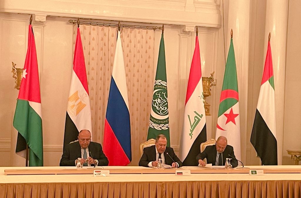 شكري: طرحنا التوسط لتقريب وجهات النظر لحل النزاع بين روسيا وأوكرانيا بطريقة سلمية