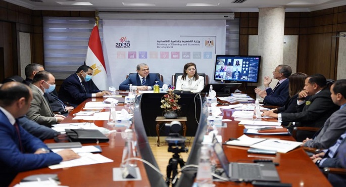 بالصور وزيرة التخطيط ترأس اجتماع المجلس القومي للأجور