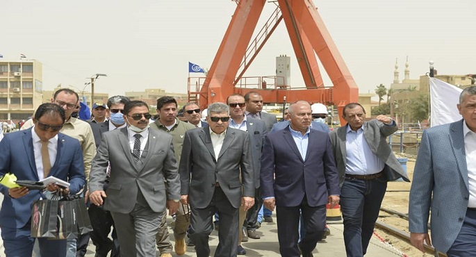 بالصور.. وزير النقل والفريق أسامة ربيع يبحثان سبل التعاون المشترك لبناء أسطول مصري من سفن الصب والوحدات المعاونة