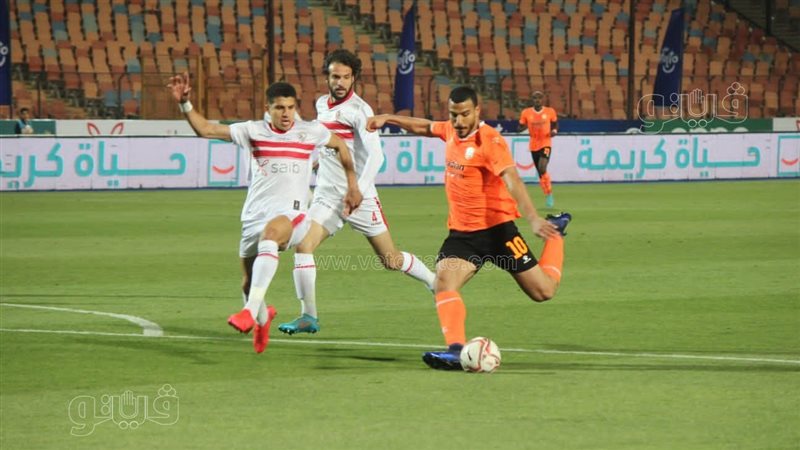 الزمالك يفقد نقطتين في مشواره بالدوري بتعادله مع فاركو بدون أهداف