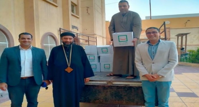 بالصور.. حياة كريمة: توزيع 850 ألف كرتونة مواد غذائية بمشاركة 9 آلاف متطوع
