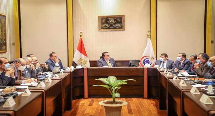 بالصور.. خالد عبد الغفار يناشد المواطنين الحرص على تلقي الجرعات التنشطية من اللقاحات المضادة لكورونا
