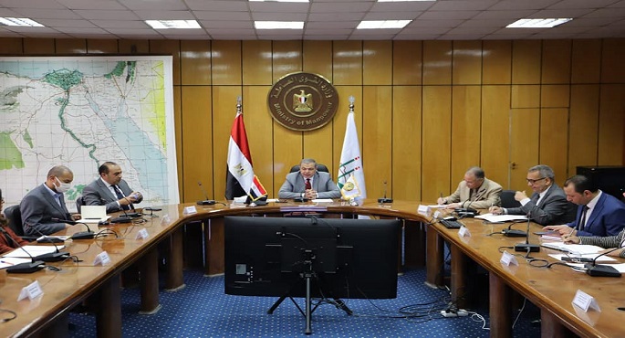 بالصور.. وزير القوى العاملة يلتقي تحالف 3 شركات لتذليل الصعوبات أمام العمالة المصرية إلى ليبيا