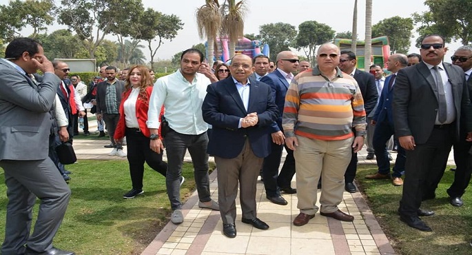 بالصور.. وزير التنمية المحلية ومحافظ القاهرة يشهدان احتفالية القاهرة بيوم اليتيم بحديقة الأزهر