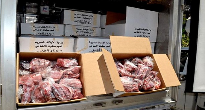 الأوقاف تبدأ اليوم توزيع 100 طن جديدة من لحوم صكوك الإطعام بـ23 محافظة