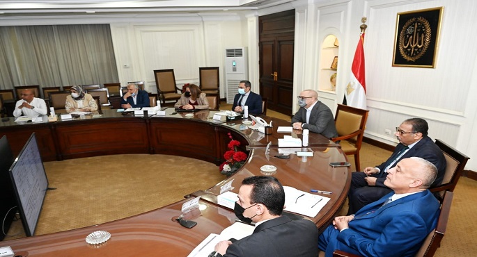 وزير الإسكان يتابع تنفيذ مشروع “سكن لكل المصريين” لمنخفضى الدخل بمدينتى أكتوبر والعبور الجديدتين