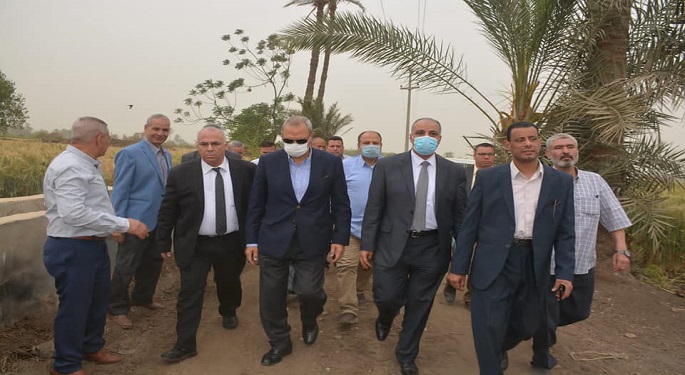 بالصور.. وزير الزراعة يتابع حصاد القمح في بعض المحافظات ويوجه بتذليل العقبات أمام المزارعين