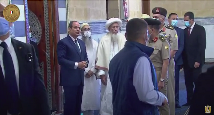 الرئيس السيسي يتفقد أعمال التطوير والتجديد الشامل لمسجد الحسين