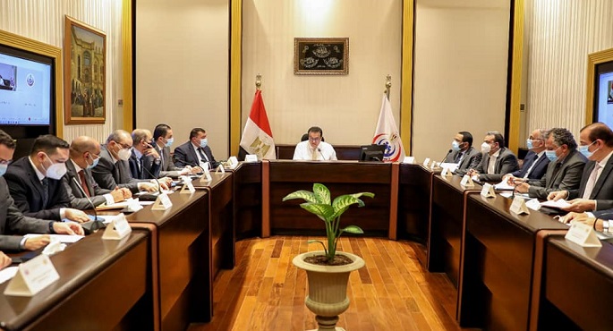 بالصور .. خالد عبد الغفار : انخفاض أعداد الاصابات بكورونا بنسبة 54 % و الوفيات بنسبة 45 %
