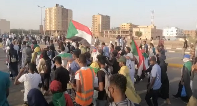 مقتل متظاهر في احتجاجات بالسودان في ذكرى اعتصام الإطاحة بالبشير