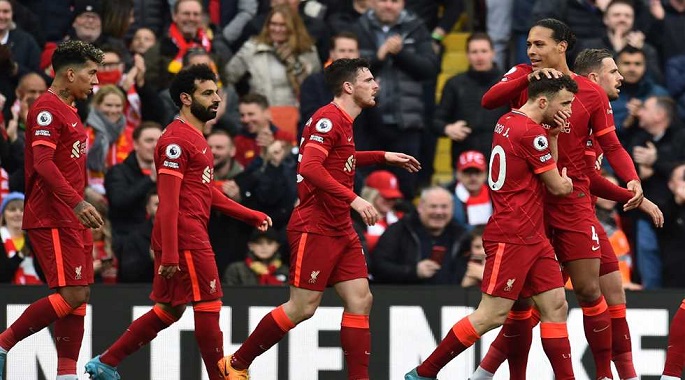 ليفربول يسعى الليلة للفوز على توتنهام والقفز للمركز الخامس