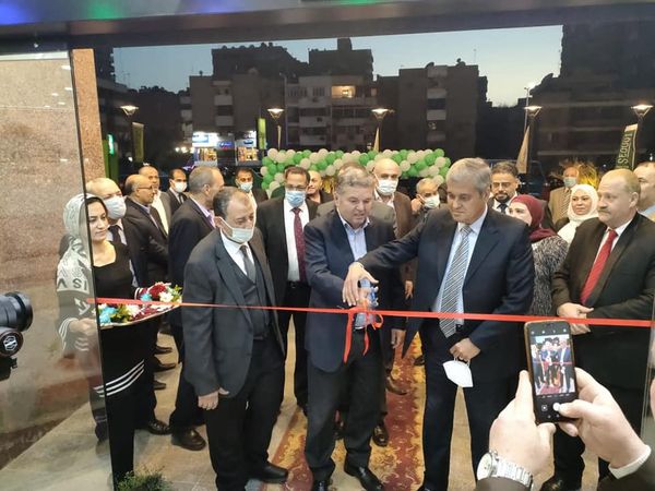 بالصور..وزير قطاع الأعمال العام يشهد افتتاح المرحلة الأولى لتطوير فرع عمر أفندي بمدينة نصر