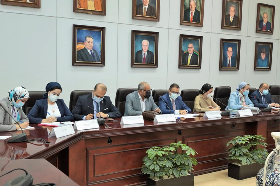 بالصور .. وزراء السياحة والبيئة والتنمية المحلية يناقشون استعدادات مؤتمر المناخ “COP 27”