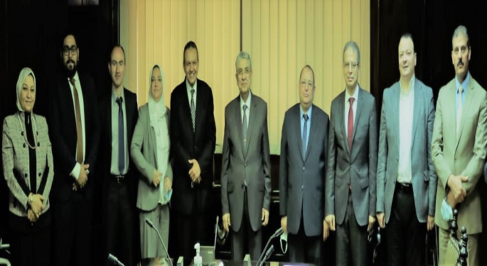 وزير الكهرباء يبحث مع البنك الدولي مشروعات الهيدروجين الأخضر والربط مع اليونان والأردن
