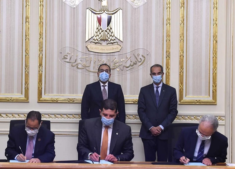 بالصور .. رئيس الوزراء يشهد توقيع بروتوكول تعاون لدعم الشركات الناشئة فى مصر