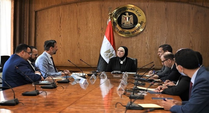 نيفين جامع: السوق المحلي يمتلك كافة المقومات ليصبح مركزاً إقليمياً لصناعة السيارات والصناعات المغذية لها