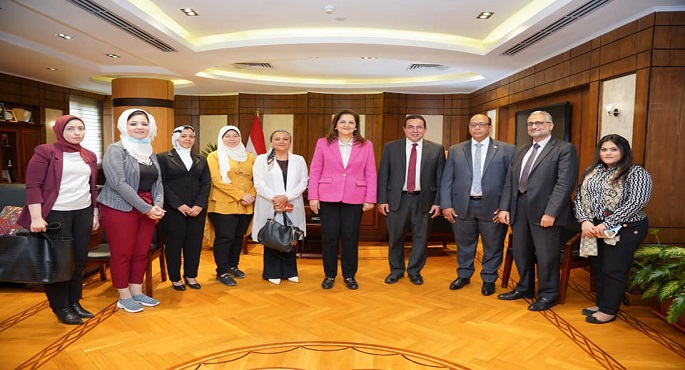بالصور.. وزيرة التخطيط: الحكومة حريصة على تنمية القدرات الإبداعية للشباب