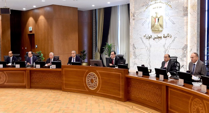 خلال اجتماع المحافظين.. مدبولي يؤكد ضرورة التعامل بحسم مع من يحتفظ بالقمح أو يورده خارج المنظومة الرسمية للتداول