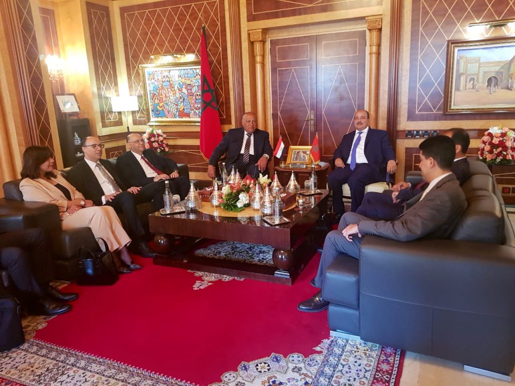 شكري يعقد مباحثات بالرباط مع رئيس مجلس النواب المغربي