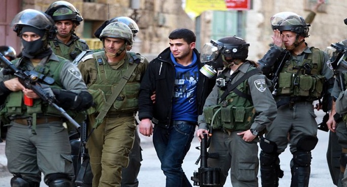 قوات الاحتلال الإسرائيلي تعتقل 10 فلسطينيين من الضفة الغربية
