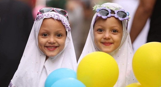 عيد الفطر يحل في العالم الإسلامي في 3 أيام مختلفة
