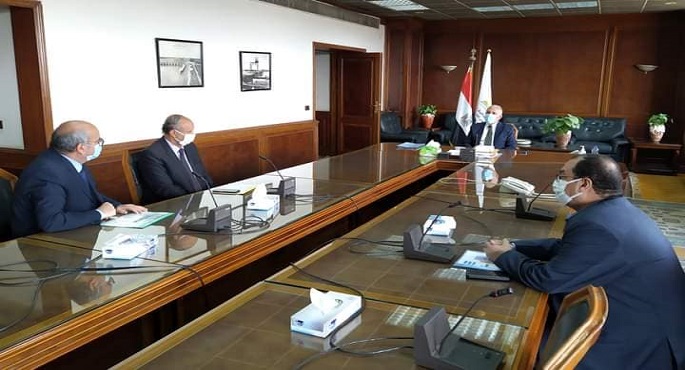 بالصور .. تأهيل ٥٠٠٠ كيلومتر من الترع بمحافظات الوادى والدلتا والعمل على تأهيل ٤٢٠٠ كيلومتر أخرى