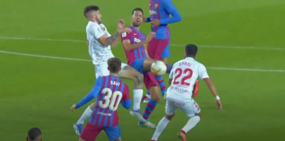 برشلونة يستعيد انتصاراته في الدوري الإسباني بالفوز على مايوركا
