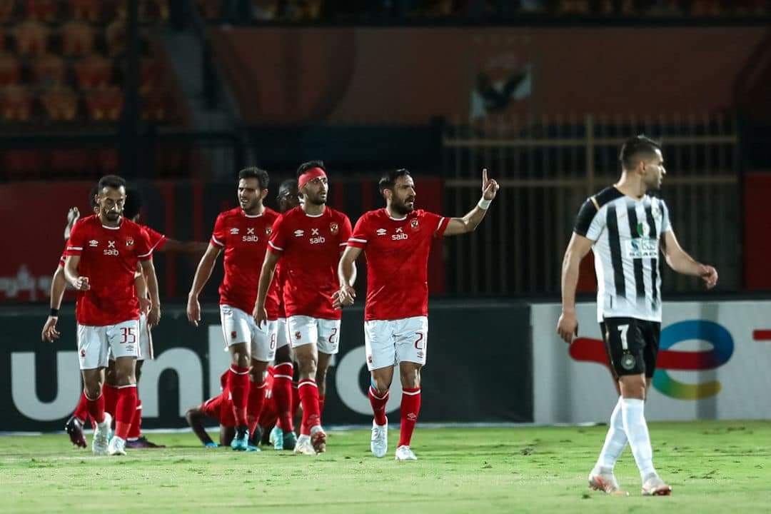 الأهلي يفوز على وفاق سطيف برباعية نظيفة ويضع قدما في نهائي دوري أبطال أفريقيا