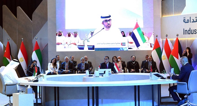 وزير الصناعة الاماراتي: تخصيص صندوق استثماري  بقيمة ١٠ مليارات دولار للاستثمار في المشروعات المنبثقة عن الشراكة