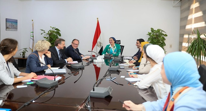 وزيرة البيئة تبحث مع مدير بنك الاستثمار الأوروبي للمناخ التعاون المشترك في مشروعات المناخ