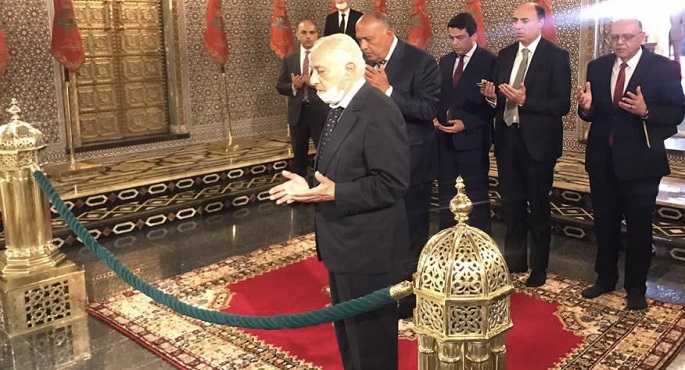 بالصور.. الوزير شكري يزور ضريح الملك الراحل محمد الخامس