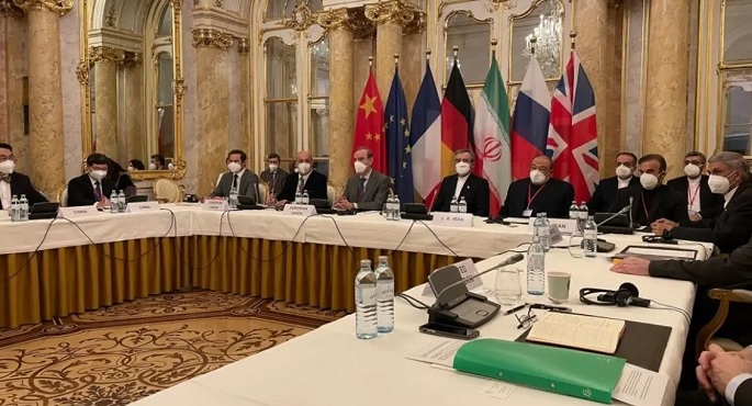 في محاولة أخيرة لإحياء الاتفاق النووي.. مفاوض أوروبي في طهران اليوم