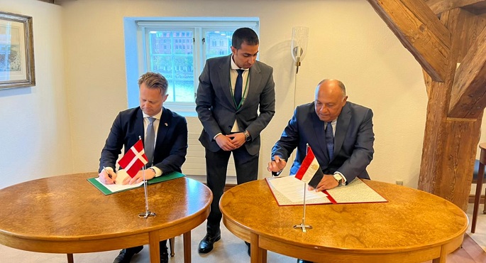 بالصور.. شكري ونظيره الدنماركي يوقعان مذكرة تفاهم بشأن التشاور السياسي رفيع المستوى بين البلدين