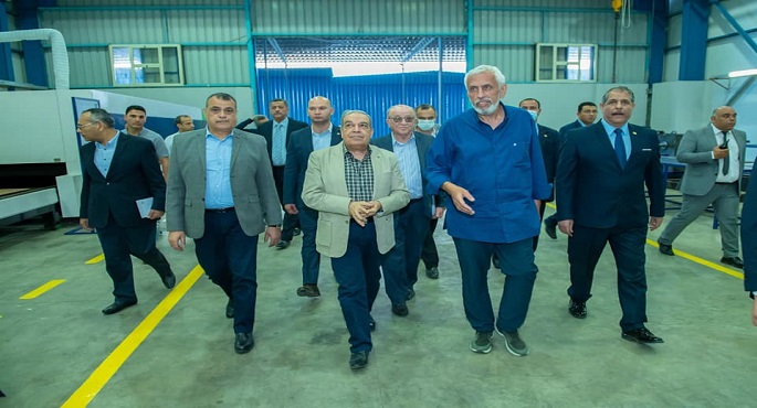 بالصور.. وزير الدولة للإنتاج الحربي يتفقد مشروع إعادة التمركز بشركة هليوبوليس للصناعات الكيماوية