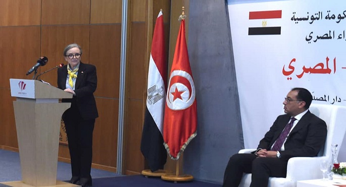 بالصور.. رئيسة الحكومة التونسية: الوضع الاقتصادي والاجتماعي الدقيق والاستثنائي لم يترك لنا خيارا سوى توحيد جهودنا