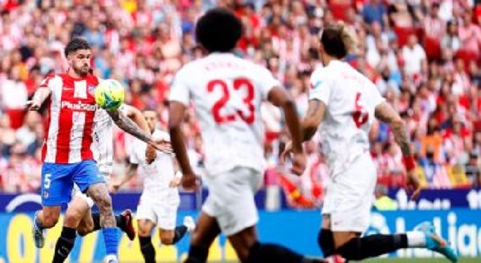 الدوري الإسباني.. تعادل ريال مدريد وبرشلونة.. وتأهل أتلتيكو وإشبيلية لدوري الأبطال