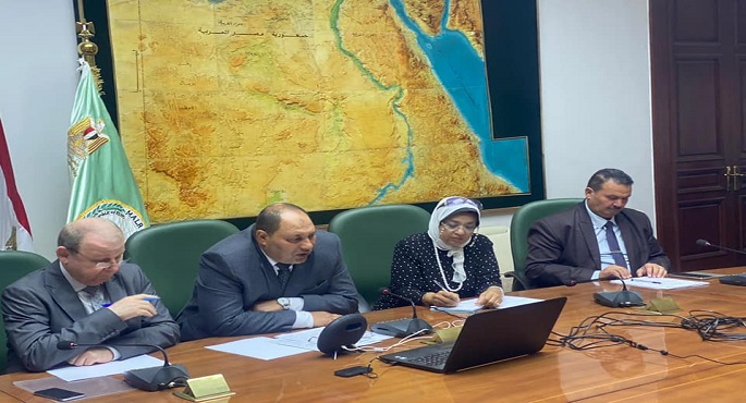 بالصور .. وزير الزراعة: بدء تنفيذ الزراعة التعاقدية في الذرة