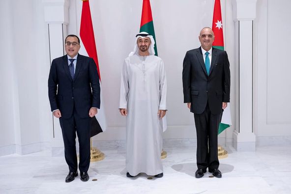 بالصور.. رئيس الإمارات يستقبل رئيسي وزراء مصر والأردن