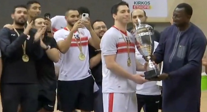 الزمالك يهزم الأهلي ويتوّج بطلا لكأس الكؤوس الأفريقية لكرة اليد