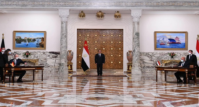 بالصور.. السيسي: شبكة خطوط القطارات الكهربائية الجديدة ترسخ التعاون المثمر مع ألمانيا