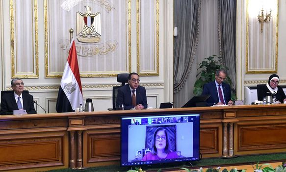 بالصور.. مدبولي يشارك في اجتماع المائدة المستديرة الافتراضية للرؤساء التنفيذيين بمجلس الأعمال المصري – الأمريكي