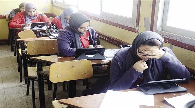 طلاب الثانوي العام يؤدون اليوم امتحان الفيزياء والتاريخ واللغة الأجنبية