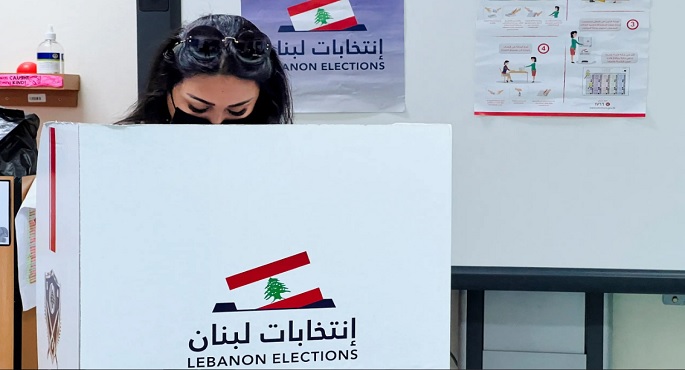 فرز وعد الأصوات في الانتخابات النيابية اللبنانية تمهيدا لإعلان النتائج
