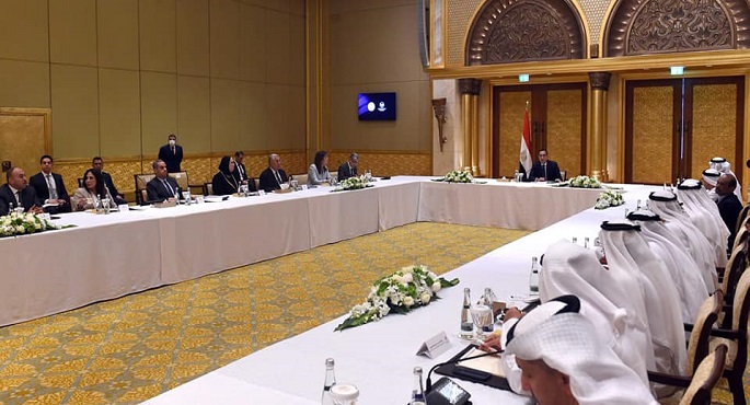 بالصور.. رئيس الوزراء يلتقى كبار المستثمرين الإماراتيين للتعريف بالفرص الاستثمارية بمصر