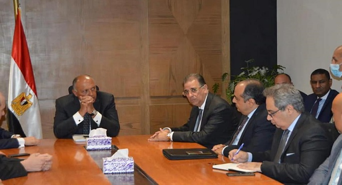 بالصور.. شكري يجتمع بكبار مسؤولي الخارجية بمقر الوزارة في العاصمة الإدارية