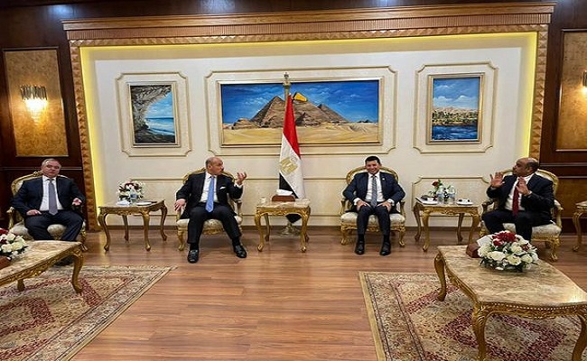 بالصور..وزير الشباب والرياضة يوُدع نظرائه من دول العراق والأردن واليمن