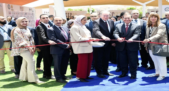 بالصور.. وزير البترول: نعمل على مواجهة التغير المناخي وخفض الانبعاثات