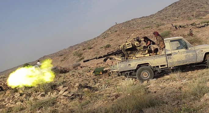 الجيش اليمني: مقتل جندي وإصابة آخر في قصف مدفعي للحوثيين بالجوف