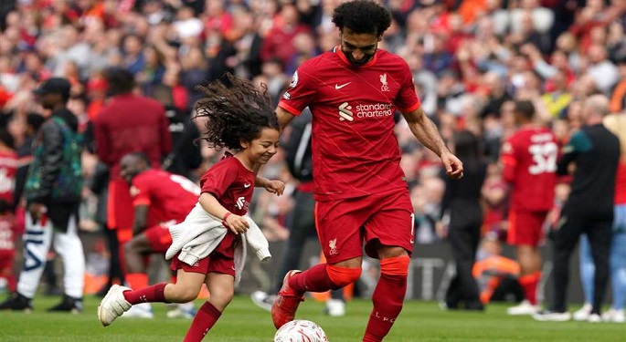 محمد صلاح يتوج بجائزة لاعب الموسم من رابطة المحترفين بتصويت الجماهير